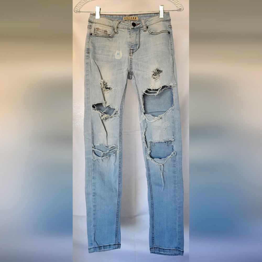 Ripped Jeans